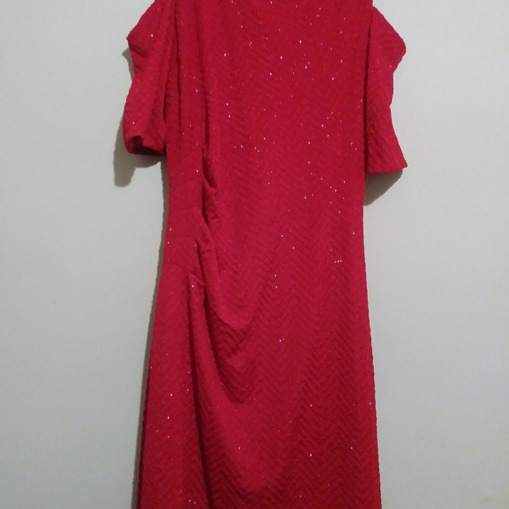 Scarlett red dress - Picture 4 of 7